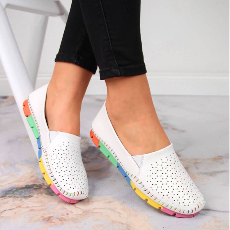 Pantofi de dama din piele Artiker albe confortabili 1