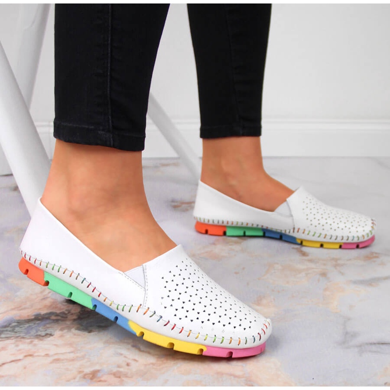 Pantofi de dama din piele Artiker albe confortabili 2