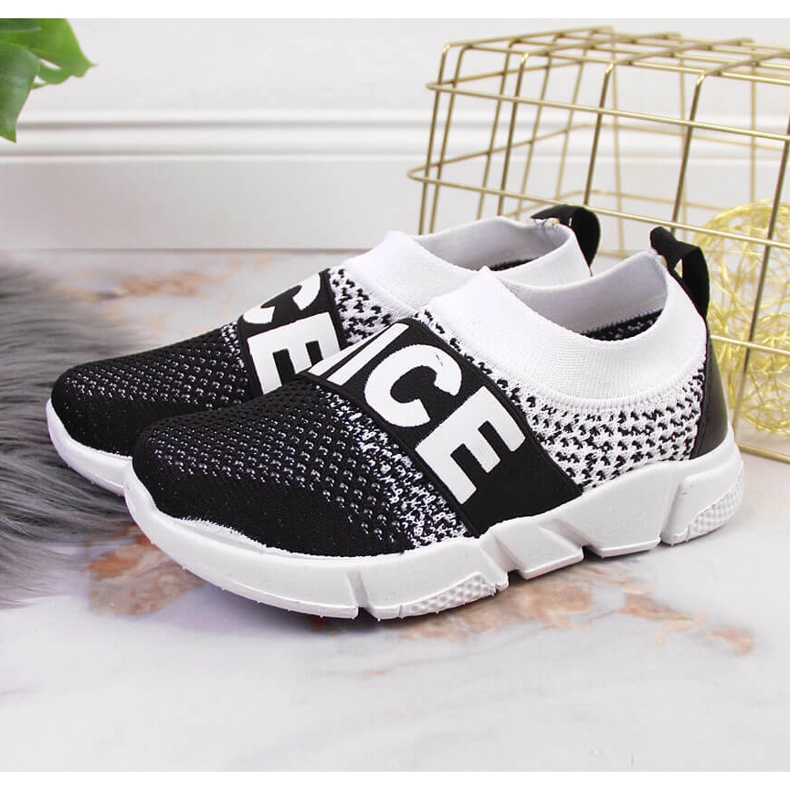 Incaltaminte sport slip-on pentru copii McKeylor alb negru 2
