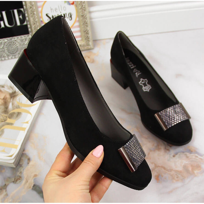 Pompe pe un bloc de piele intoarsa Jezzi neagra negru 1