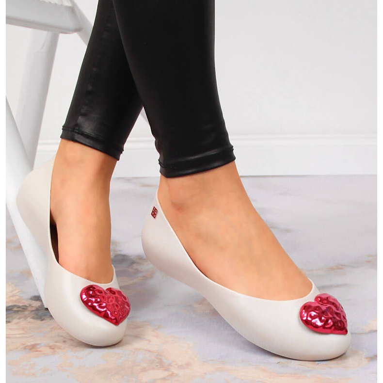 Balerini de damă meliski cu o inimă bej Zaxy JJ285045 1