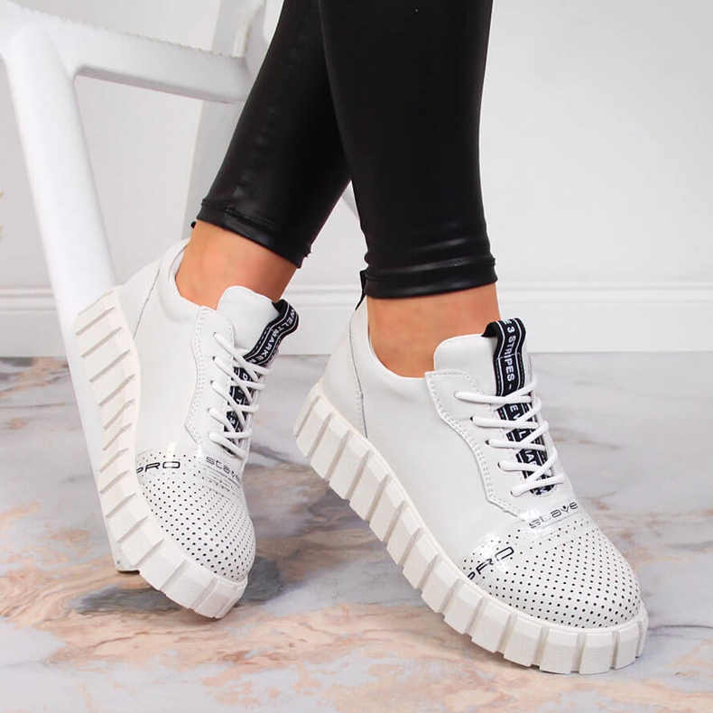 Pantofi de damă din piele pe platforma Artiker albă 1