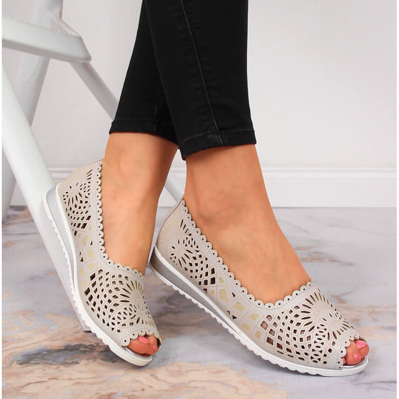 Pantofi de dama Jezzi ajurati, varf deschis, bej 1