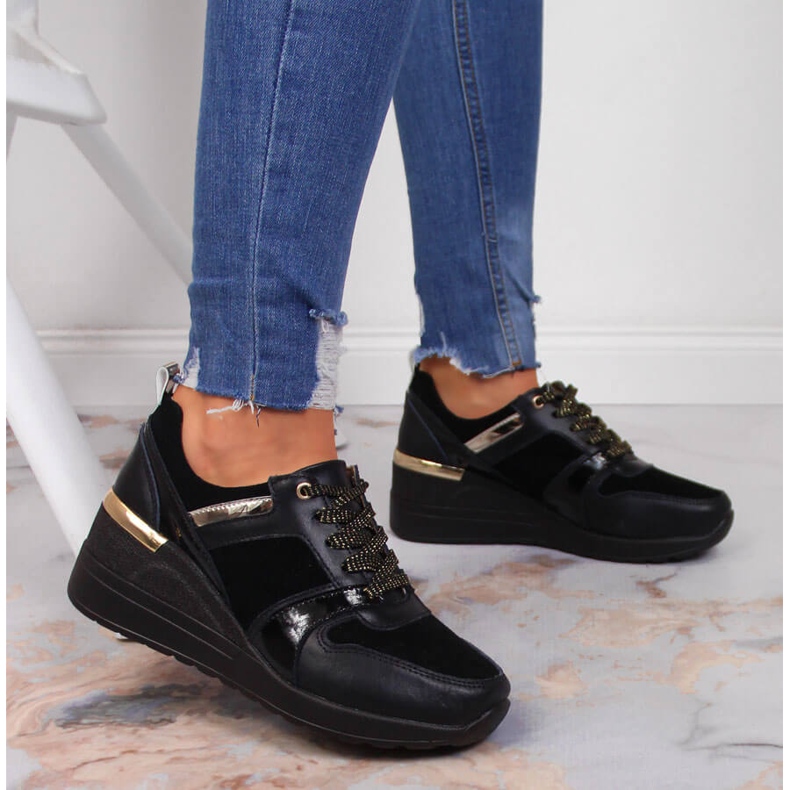 S.Barski Pantofi de damă din piele cu pană neagră S. Barski 2