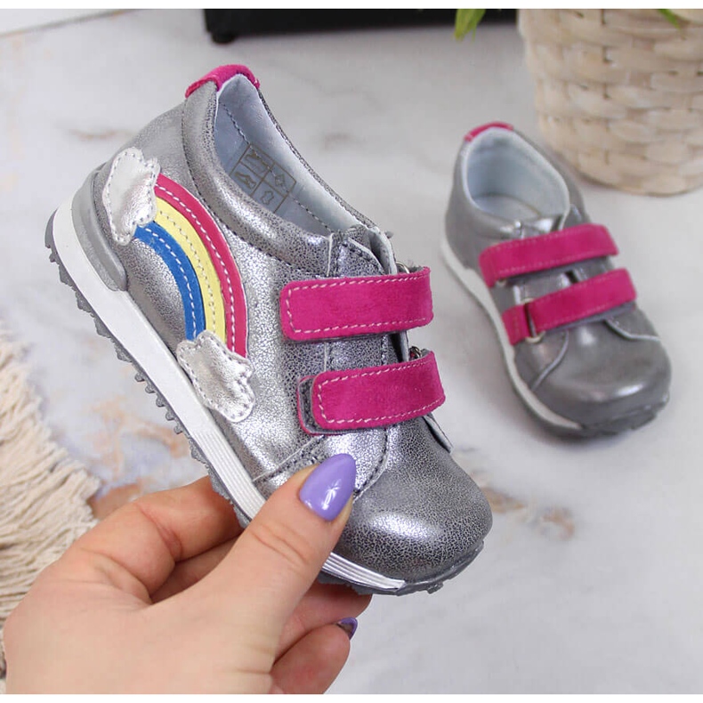 Pantofi pentru fete cu velcro argintiu Kornecki 6775 1