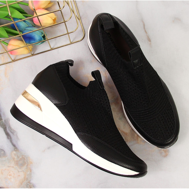 Tenisi negri cu pană de damă Artiker negru 2 Tenisi negri cu pană de damă Artiker negru 2