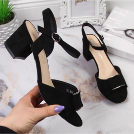 Sandale negre Sergio Leone pe post negru 1