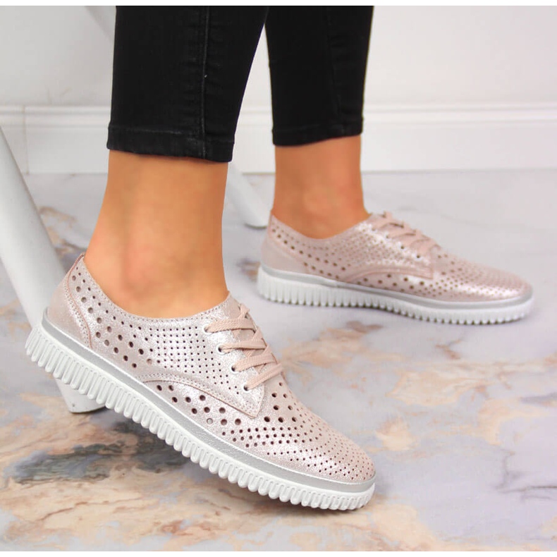 Pantofi dama din piele ajurata, roz perlat Artiker 2