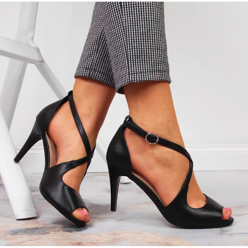 Sandale de dama Sergio Leone negre pe toc inalt negru 1