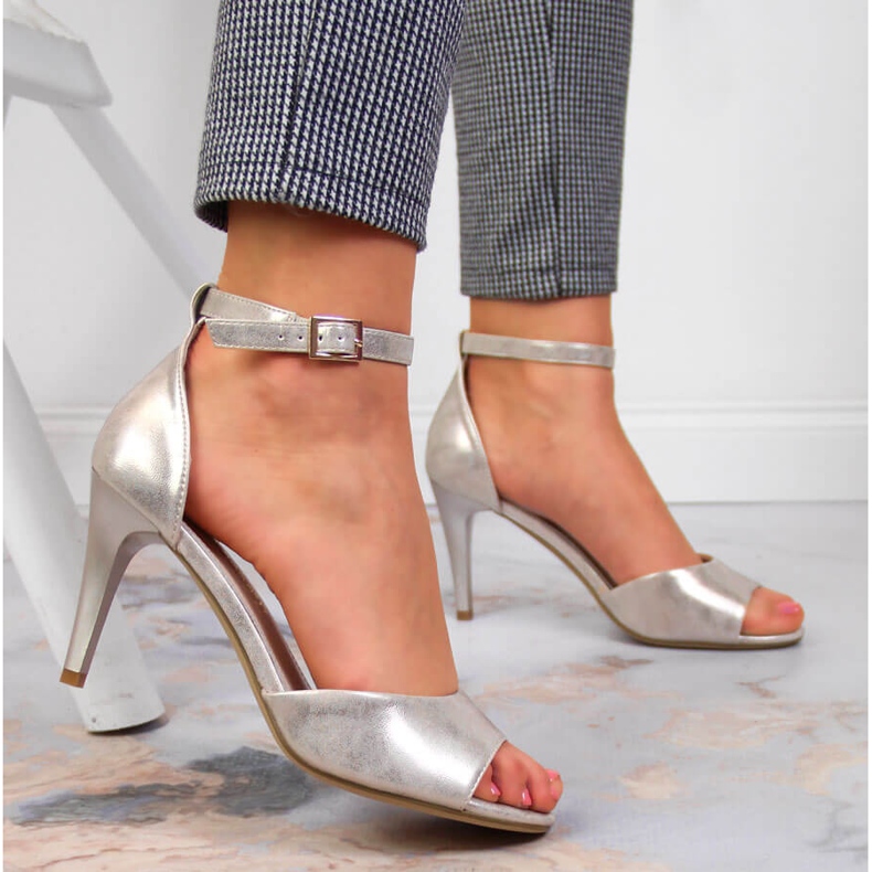 Sandale de damă pe toc înalt auriu Sergio Leone de aur 2