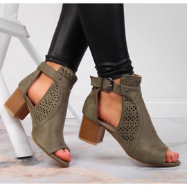 Sandale de damă cu ajurat kaki T.Sokolski verde 1