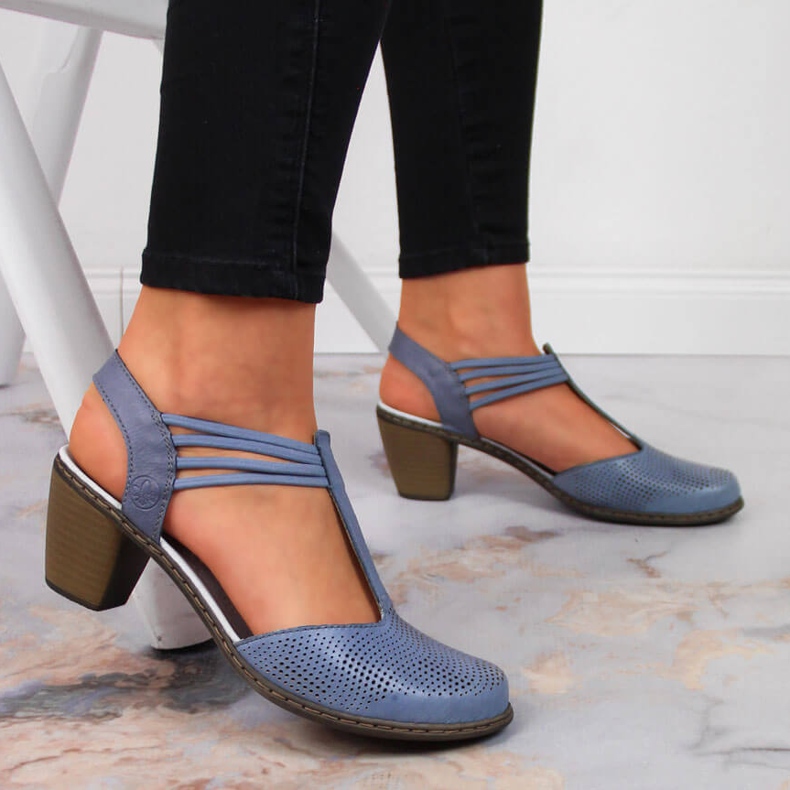 Sandale de dama din piele cu elastic Rieker 40988-12 albastru 2 Sandale de dama din piele cu elastic Rieker 40988-12 albastru 2