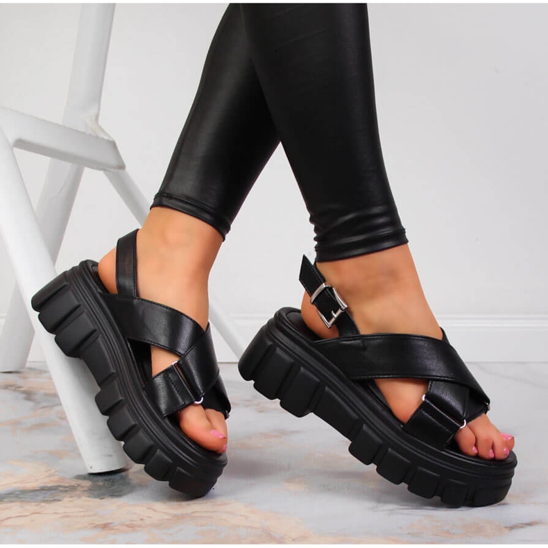 Sandale de dama pe platforma neagra Jezzi negru 1