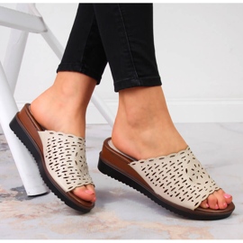 Papuci Jezzi de damă, bej, ajurat 1 Papuci Jezzi de damă, bej, ajurat 1