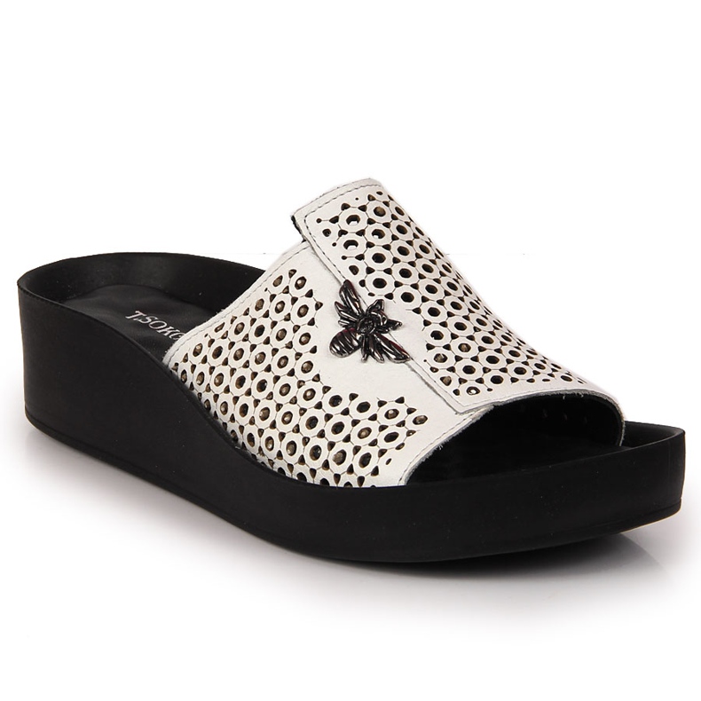 Papuci de damă din piele albă ajurata T.Sokolski 2