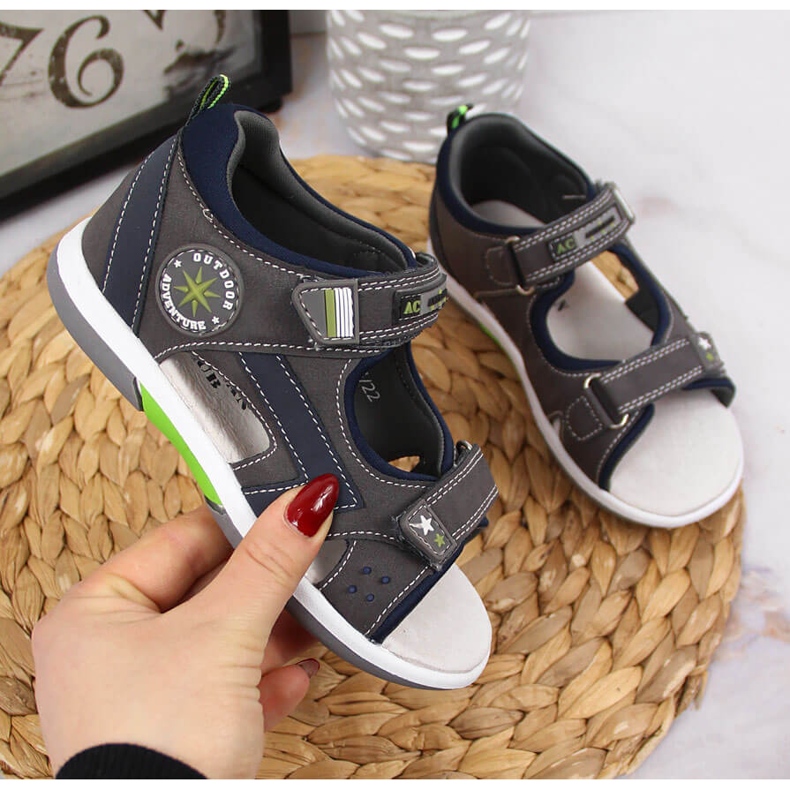 Sandale cu velcro gri American Club pentru baieti 1