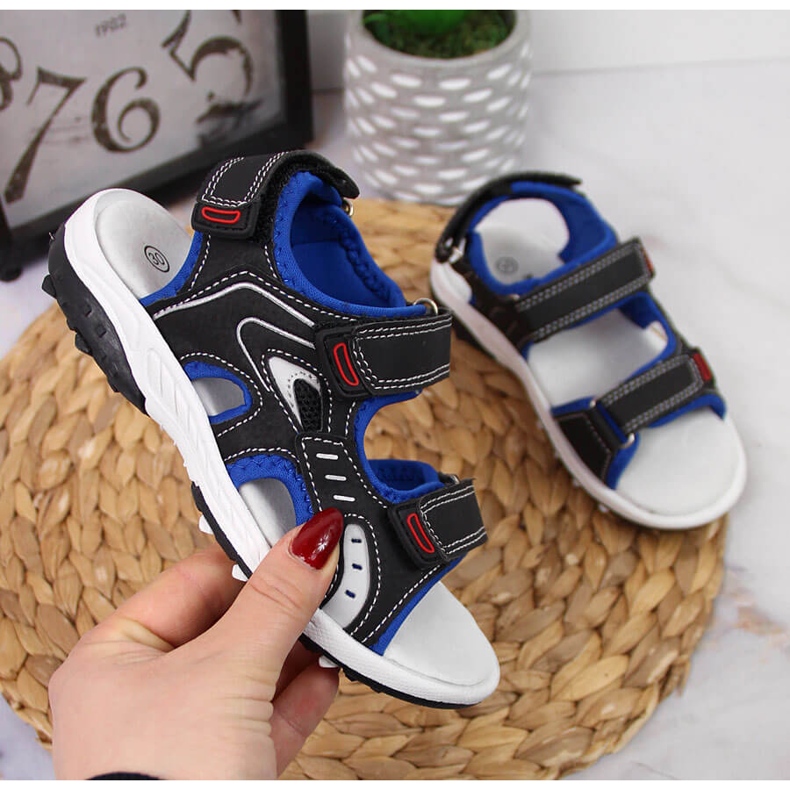 Sandale pentru băieți Black American Club cu velcro negru 1 Sandale pentru băieți Black American Club cu velcro negru 1