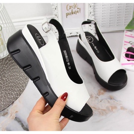 Sandale de damă din piele pe pană albă Filippo 1