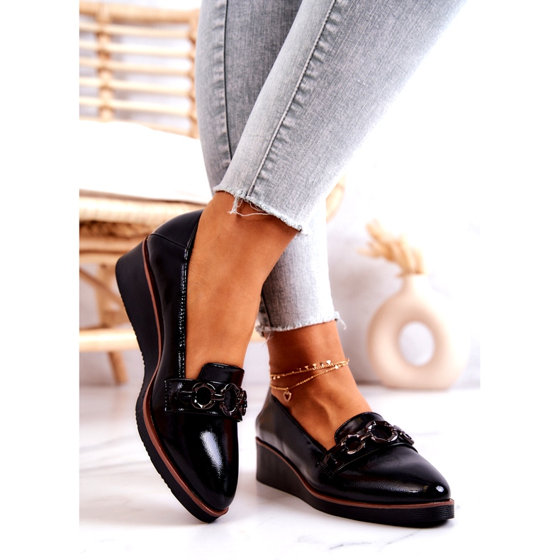 Vinceza Pantofi cu pană din piele lacuată Melodii negre negru 2