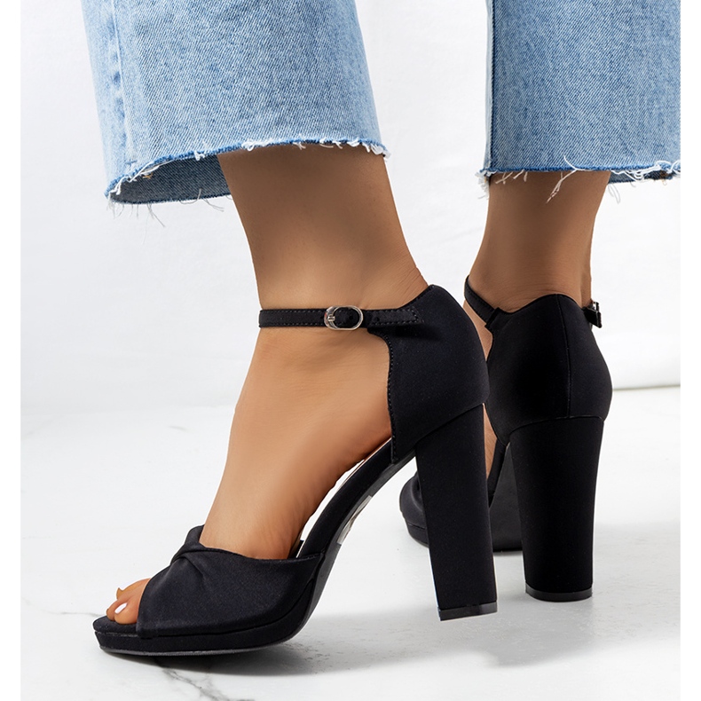 Sandale negre pe postul Larana negru 1