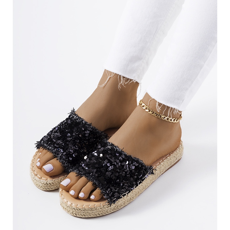 Papuci negri pe platforma Susanna negru 1