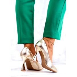 Pompi din piele la modă Lewski Shoes 3181 Golden de aur 2