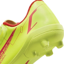 Pantofi de fotbal Nike Mercurial Vapor 14 Club Mg Jr CV0833-760 galbeni 2