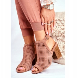 FB1 Cizme ajurate pentru femei Peep Toe Pink Paradise maro 1