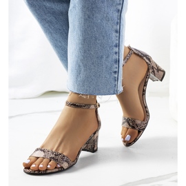 Sandale bej pe stâlp cu motiv de șarpe Azevedo 1