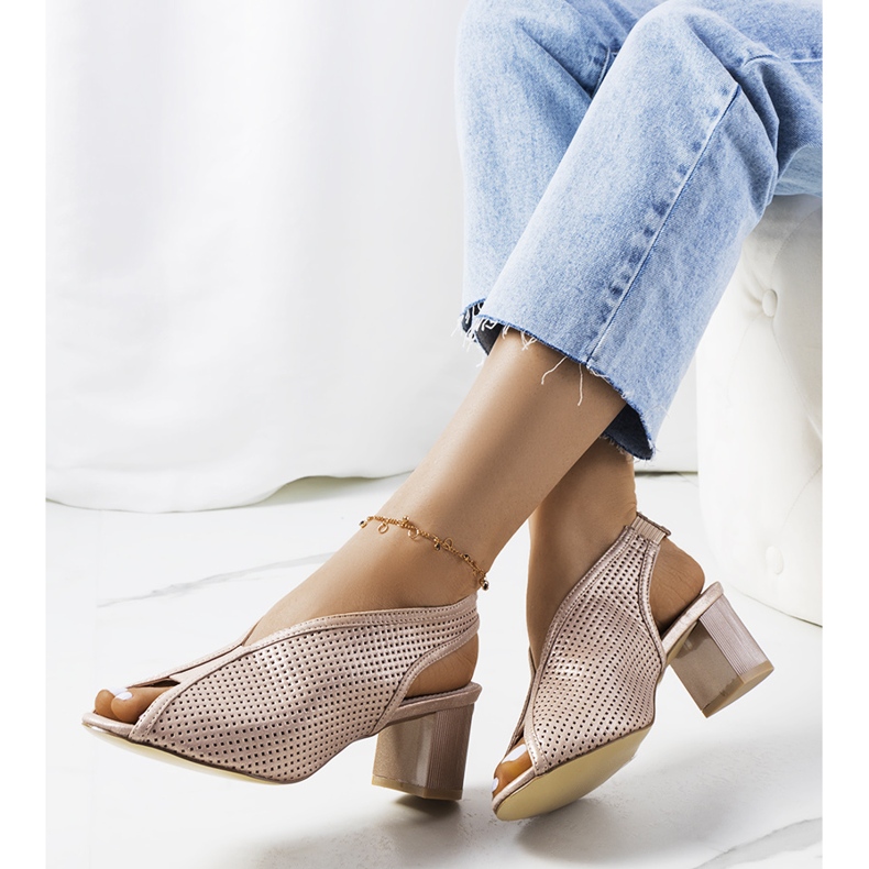 Sandale ajurate roz Rush de aur 1