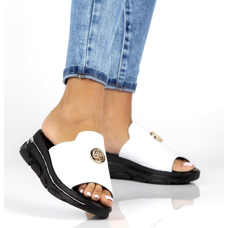 Papuci de piele Filippo DK3872 / 22 Wh alb 6