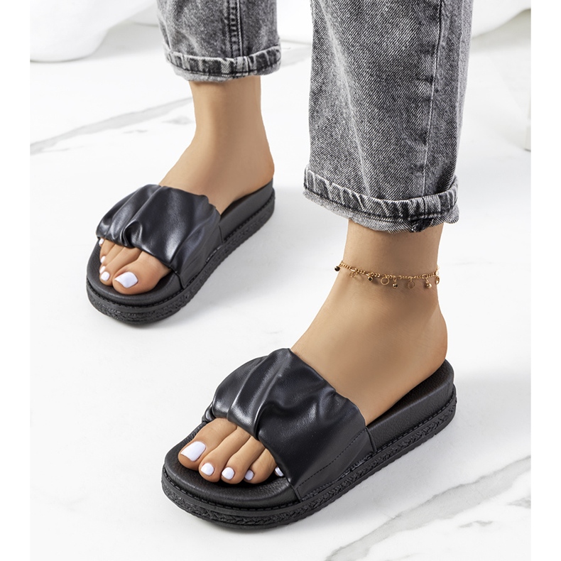 Papuci negri pe platforma Baldwin negru 1