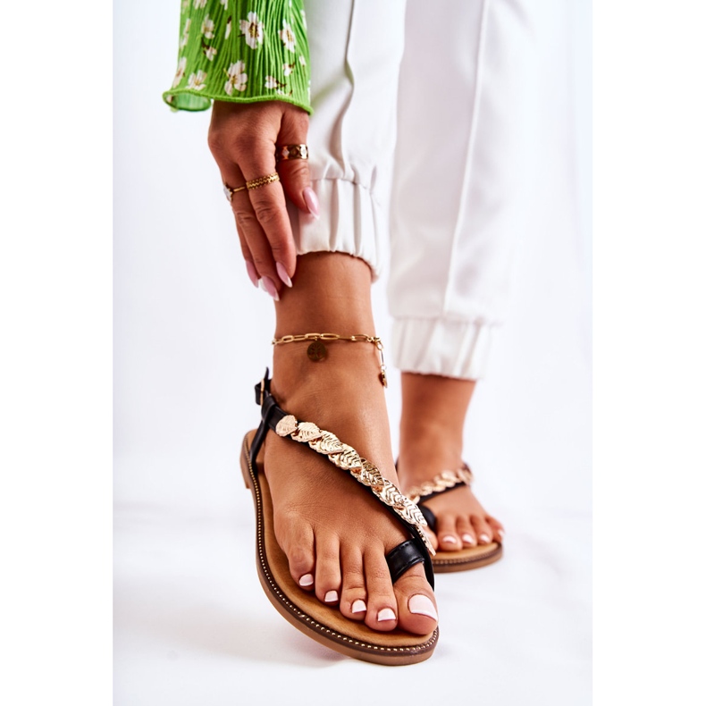 FJ1 Sandale De Dama Cu Ornamente La Curea Neagra Alamis negru 1 FJ1 Sandale De Dama Cu Ornamente La Curea Neagra Alamis negru 1