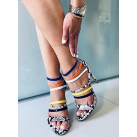 Sandale pe un ac Sofronia MARO/ALB multicolor 4