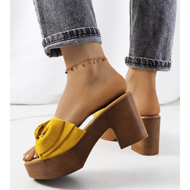 Tocuri înalte Sarthe galbene 1