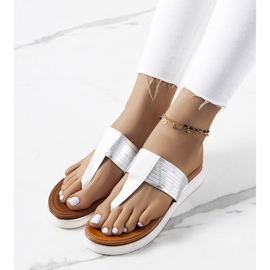 Papuci Murilo albi metalici 1 Papuci Murilo albi metalici 1