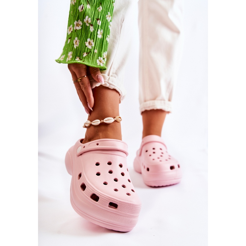 FS1 Papuci de damă cu spumă Crocs Pink Coline roz 1 FS1 Papuci de damă cu spumă Crocs Pink Coline roz 1