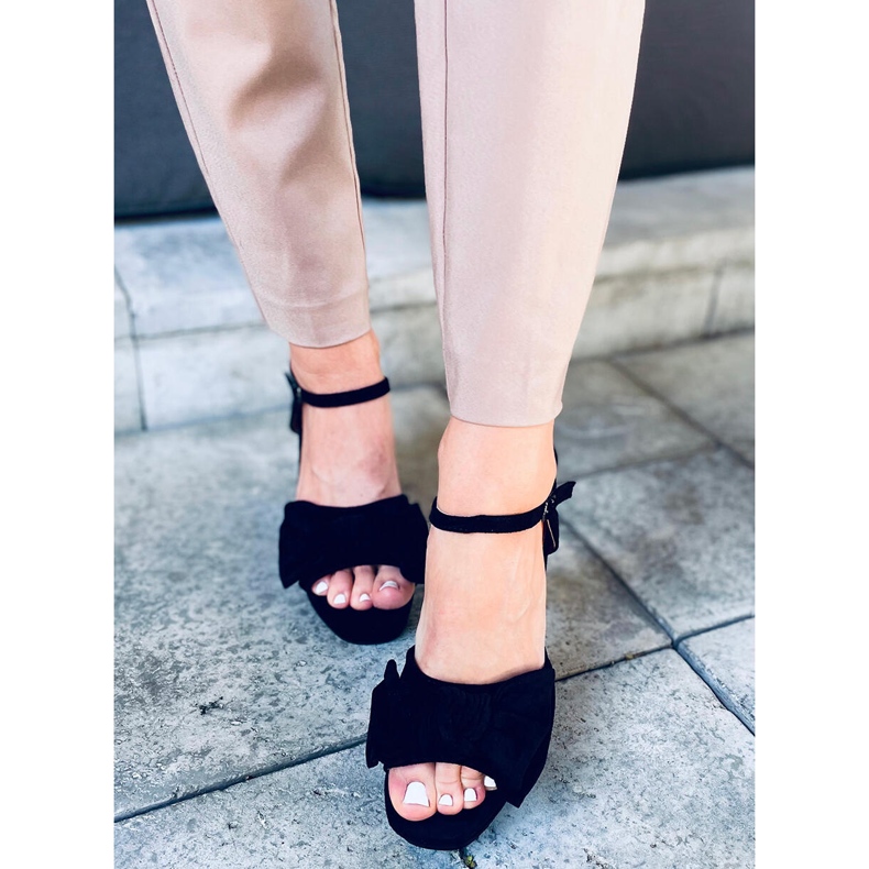 Sandale pe platforma Adella Black negru 1