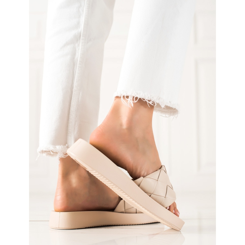 Small Swan Papuci bej 1