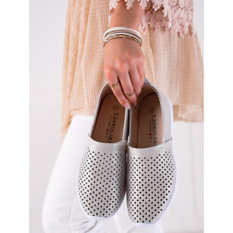 DK Slipons din piele ajurată gri 1 DK Slipons din piele ajurată gri 1