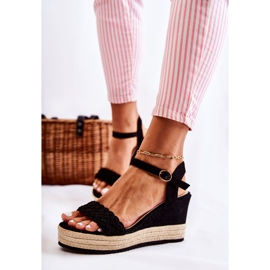 FB2 Sandale negre Gabriela din piele intoarsa bej negru 1