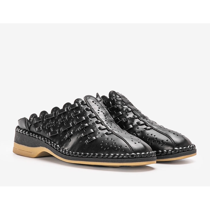 Papuci ajurati Breno negri negru 1