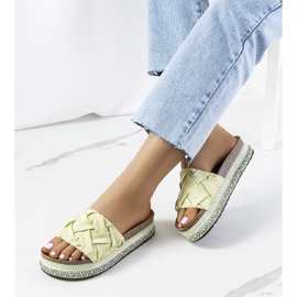 Șlapi verzi pe talpa de plută Vadna verde 1