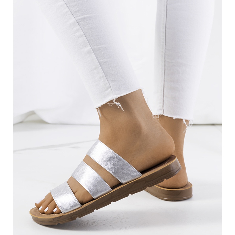 BM Papuci de dama argintii Cremik 1