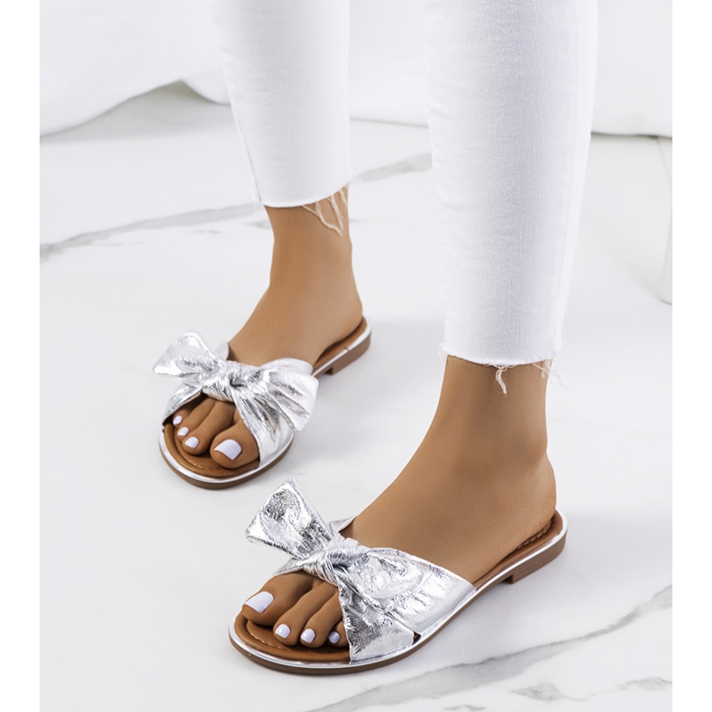 Papuci argintii cu fundita Yoho 1