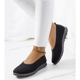 Tenisi negri de la Meeri negru 1