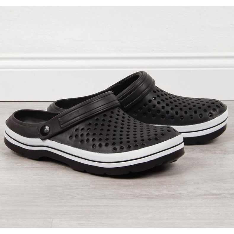 Noutăți W EVE300A papuci negri ajurati negru 1