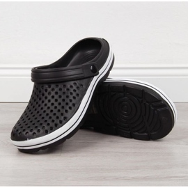 Noutăți W EVE300A papuci negri ajurati negru 2