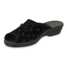 BEFADO WOMES PLAPSERS cu flori PU 581D198 negru 1 BEFADO WOMES PLAPSERS cu flori PU 581D198 negru 1