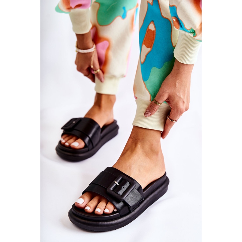 Papuci Negri De Damă Cu Cataramă Devia negru 1